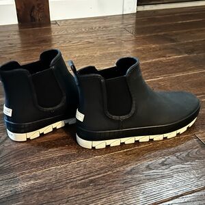 Sperry Chelsea rain boots